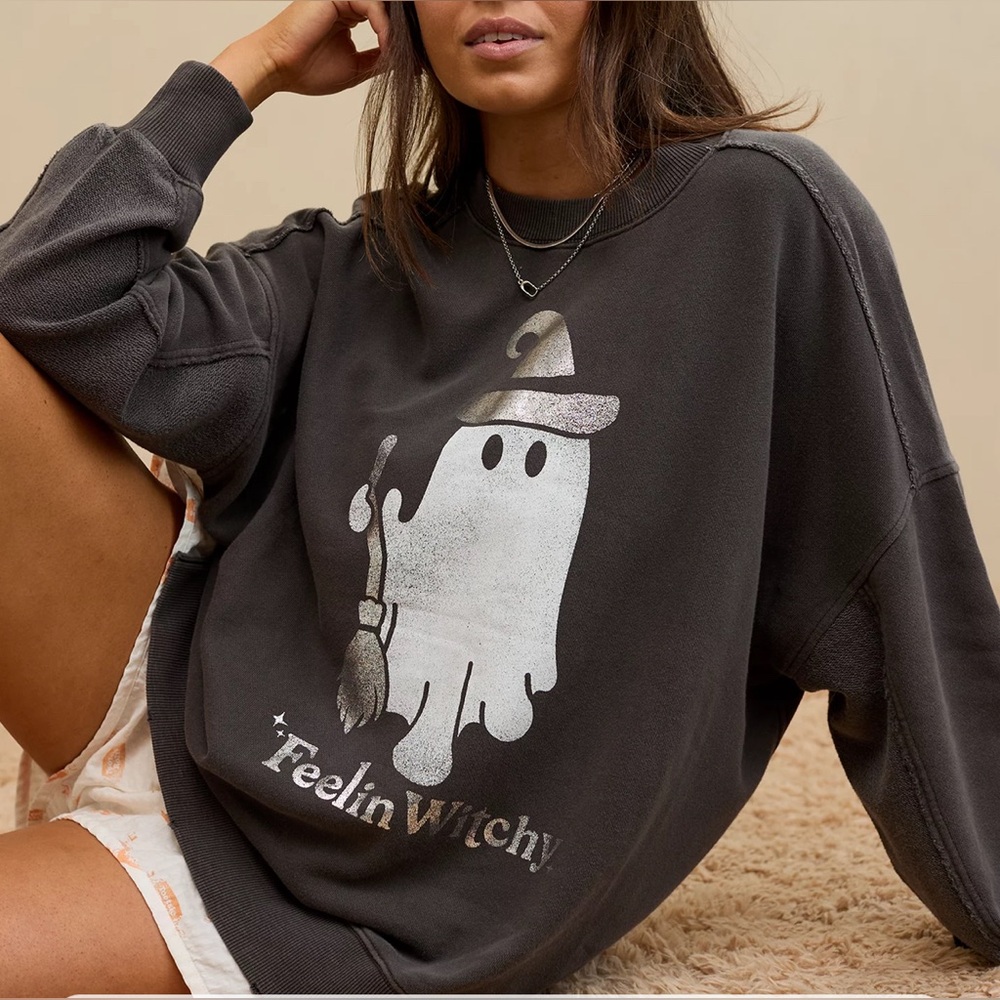 NWT Aerie Halloween “Feelin Witchy” Big Chill Crew Sweatshirt